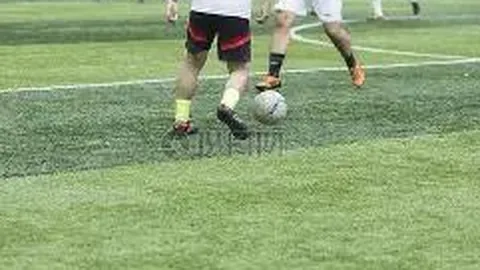 詹姆斯因伤缺席全明星赛！锦观新闻