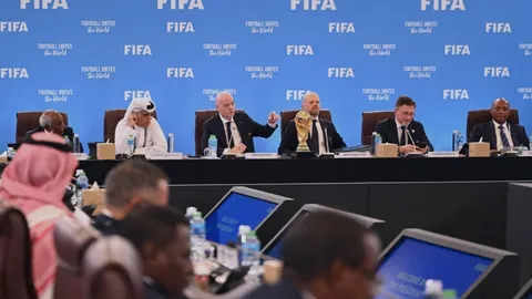 中国男篮三人赛输给荷兰，张宁贡献得分与篮板双丰收